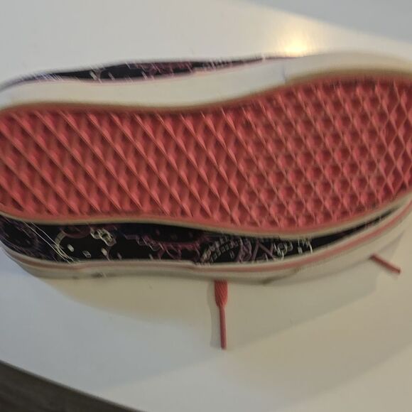 Vans Hello Kitty Sneakers - Black and Pink - Picture 6 of 8